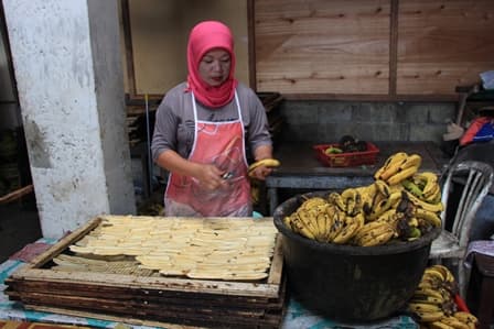 Pengemasan Produk Premium